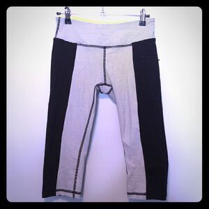Caelum workout capris.  